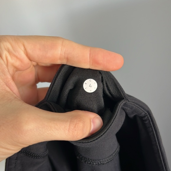 Gently used Lululemon Athletica full length wunder under black leggings c60416 - Picture 5 of 8